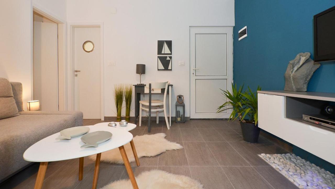 Marineblue Apartment تروغير المظهر الخارجي الصورة