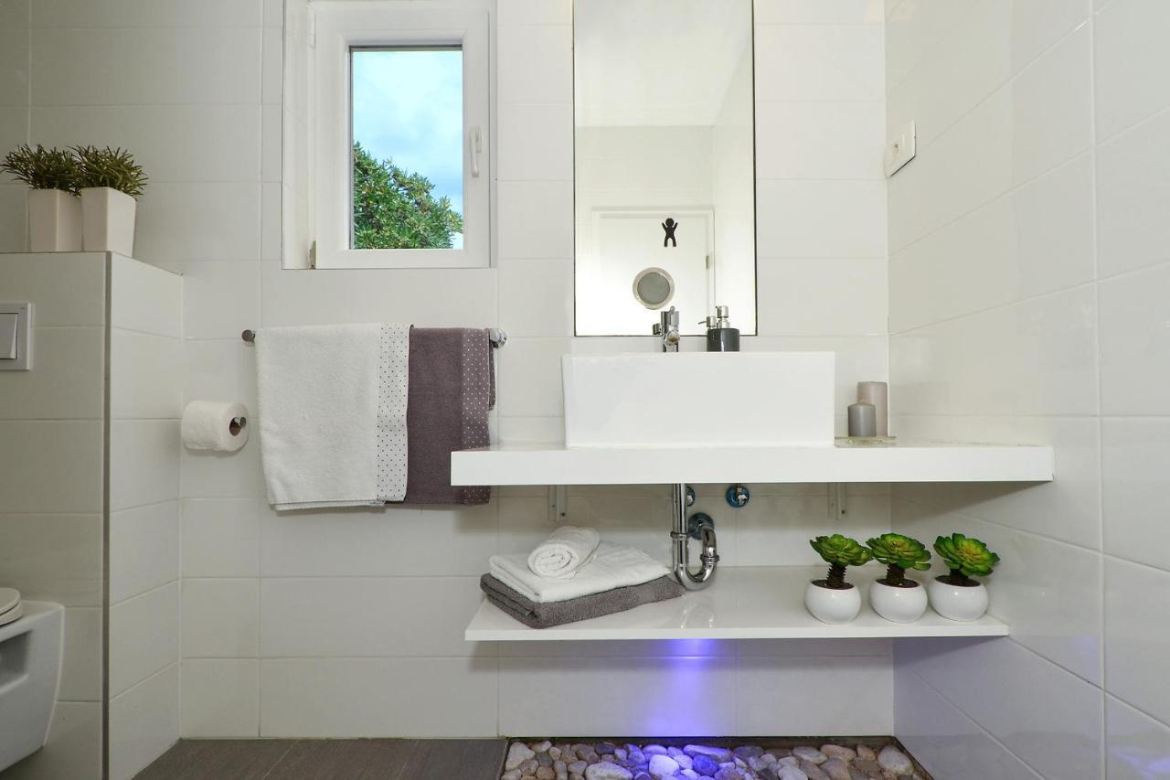 Marineblue Apartment تروغير المظهر الخارجي الصورة